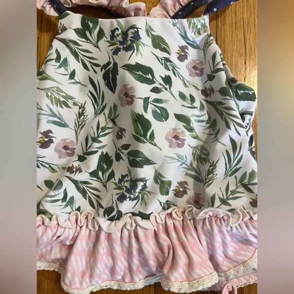 Cheeky plum - Picture 3 of 4